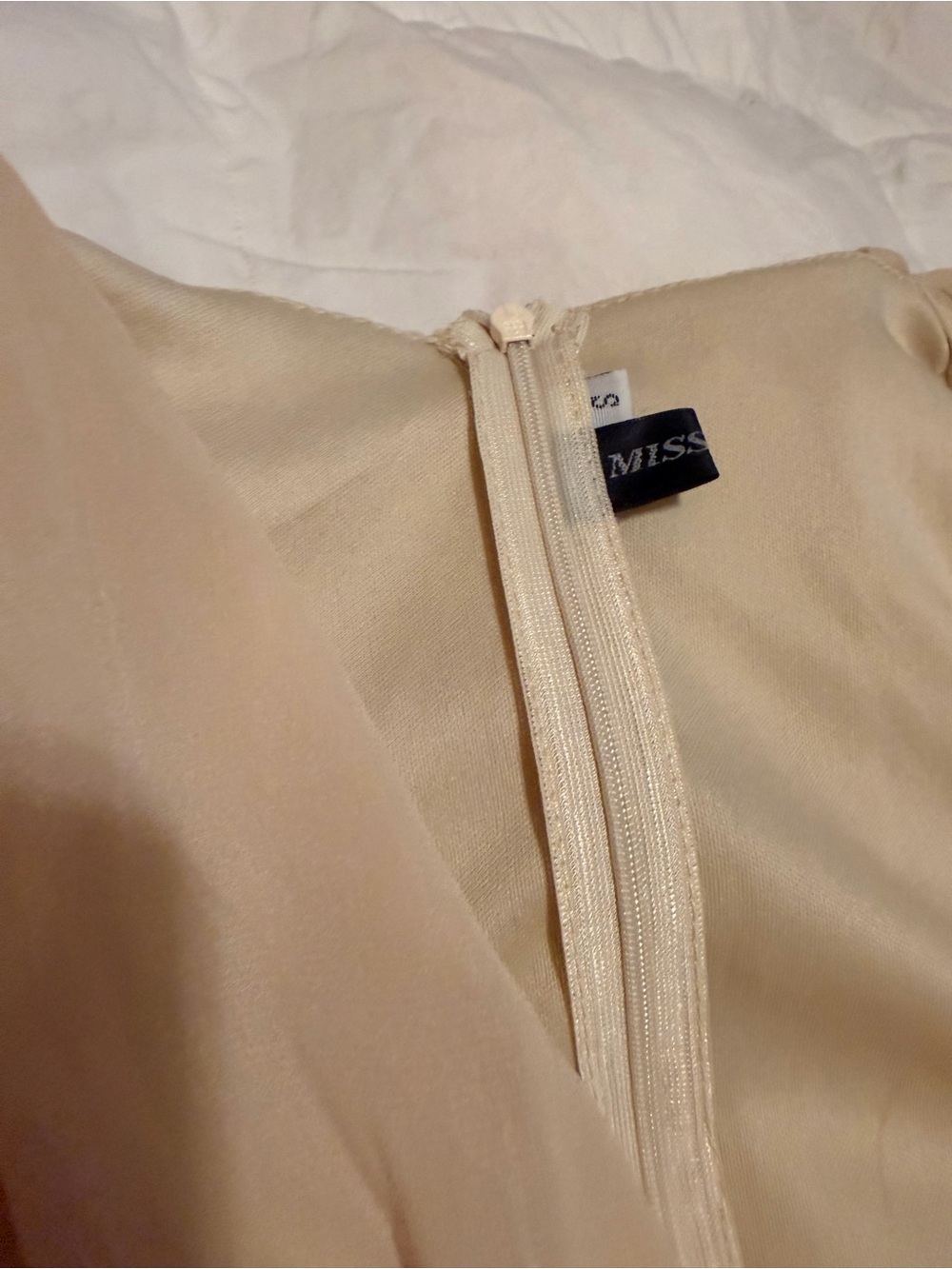 Dress - Picture 3 of 5